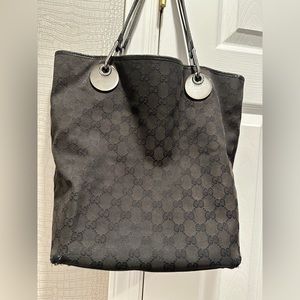 Pre-loved Vintage Black Gucci Tote!